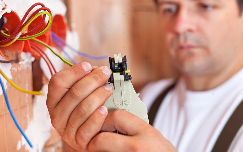 cherche électricien pas cher Rosny-sous-Bois